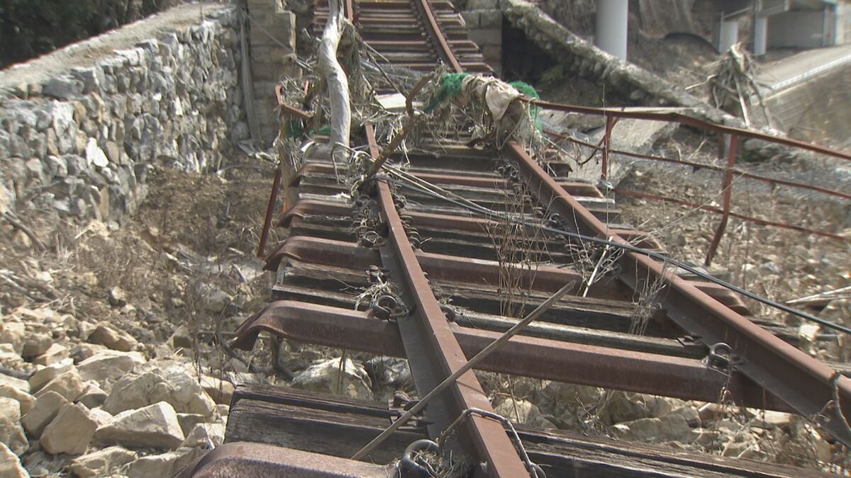 7月豪雨で被災した“肥薩線”の復旧は10年後？“観光”を軸にする県の提案