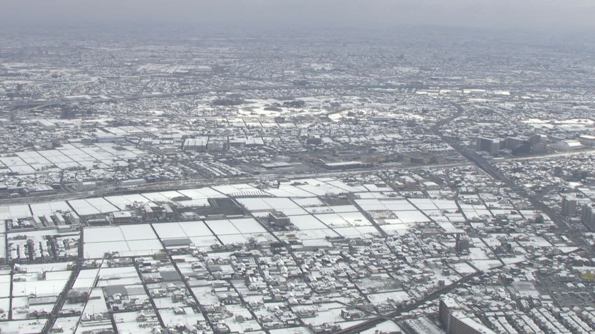 スリップ事故相次ぐ… 名古屋で今季初の積雪 岐阜･高山市では最大20センチ 白川村では61センチの積雪 “今季最強寒波”襲来