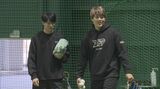 「優勝へ力になれれば」カープ 九里亜蓮･森下暢仁 両投手が自主トレ　今シーズンへ始動　|　RCC NEWS | 広島ニュース | RCC中国放送