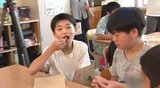 小学生が信州産と県外産の焼き芋を食べ比べ…ほとんどが信州産に「軍配」県産品の購入が地元経済のプラスになることを学ぶ出前授業　|　SBC NEWS | 長野のニュース | SBC信越放送