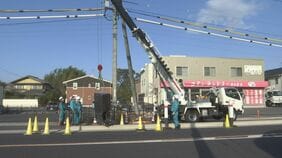 高齢男性運転の軽乗用車が路上変圧器機に衝突 助手席の妻が死亡 付近は停電の影響も 島根県松江市の国道9号|TBS NEWS DIG