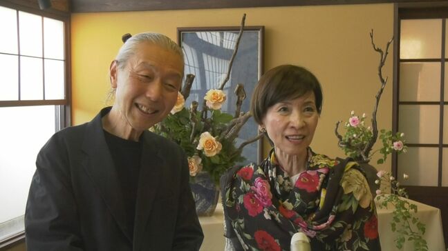 貴重なバラを一堂に展示　華道家・假屋崎省吾さんとフローランタン柳楽桜子さんトークショーも開催　観客の前で生け花のデモンストレーションも|TBS NEWS DIG