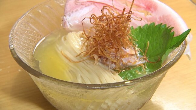 【ひんやりグルメ】 見た目も美しい冷やしラーメン 鶏だしのスープに低温調理したチャーシュー しめはサッパリお茶漬けで 山梨・鶏そばAkari|TBS NEWS DIG