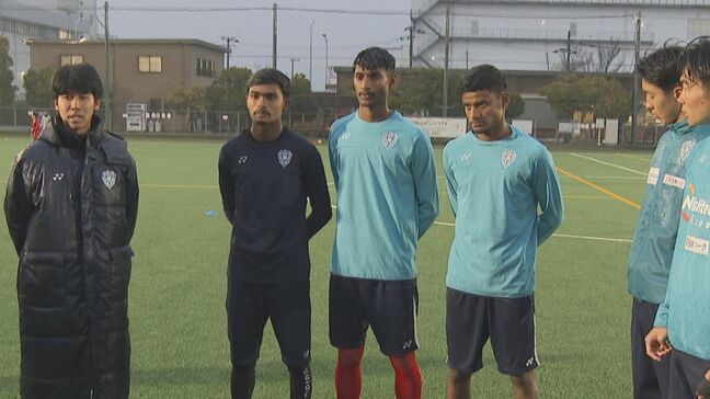 ユニフォームに「すごくかっこいい」「感情高ぶる」　バングラデシュの学生選手らがアビスパ福岡U-18と交流　テロ事件乗り越え活動再開|TBS NEWS DIG
