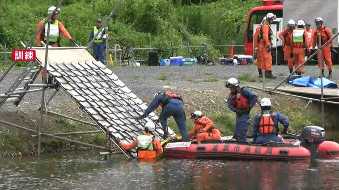 ゴムボートで救助に向かい窓や屋根にはしごを　救助高梁川流域の6つの消防が救助訓練　豪雨による水害に備え【岡山】　|　岡山・香川のニュース | 天気 | RSK山陽放送