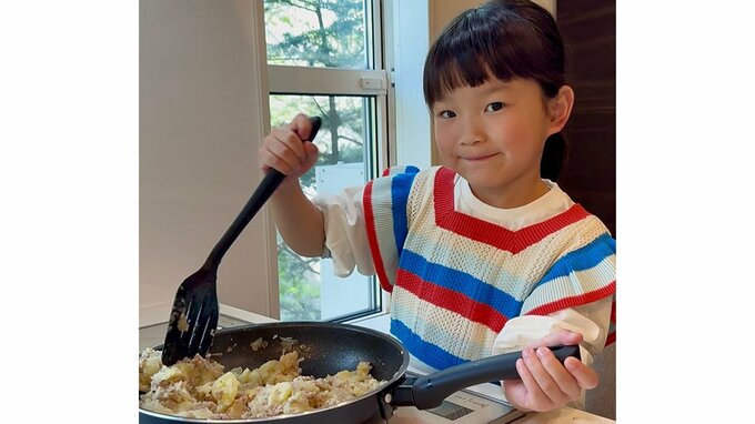 【ののちゃん】妹のひーちゃんとコロッケ作りに挑戦「おいしいコロッケできたかな」「たくさん作ったね！お味はどうだったかな？」などの声|TBS NEWS DIG