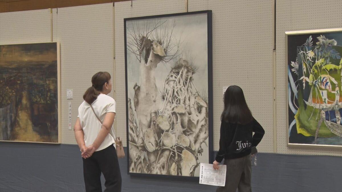 「沖展」出品の作品から秀作を選抜した「選抜展」 うるま市で開催