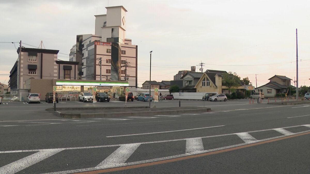 ダンプカーと自転車が衝突…自転車の男性（７８）が死亡　愛知・蟹江町