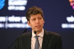 「iPhoneキラー」開発に暗雲－アップル提訴、OpenAIハード戦略に打撃| TBS CROSS DIG with Bloomberg