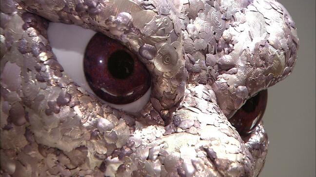 ポケモン×工芸「めちゃくちゃテンションが上がる」 工芸作品として見る『ピカチュウ』『リザードン』『ミュウツー』など約90点の作品に来場者も大興奮「すごい迫力…」|TBS NEWS DIG