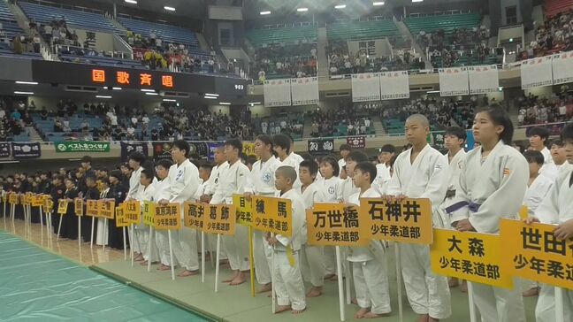 「絶対に勝ちたい」警視庁主催の少年柔道・剣道大会に小中学生約2000人が参加 日ごろの鍛錬の成果を発揮|TBS NEWS DIG