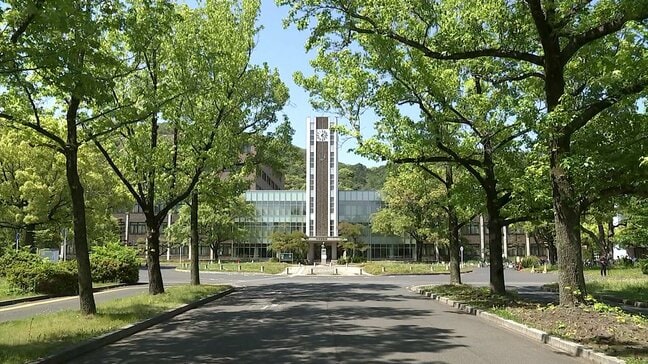 大学授業料の値上げに名誉教授「学生や保護者に負担の押し付け、これは間違っている」大学に撤回を申し入れ…日本人学部生は1.2倍の約64万円 留学生は2.5倍の約134万円に増額方針【岡山大学】|TBS NEWS DIG