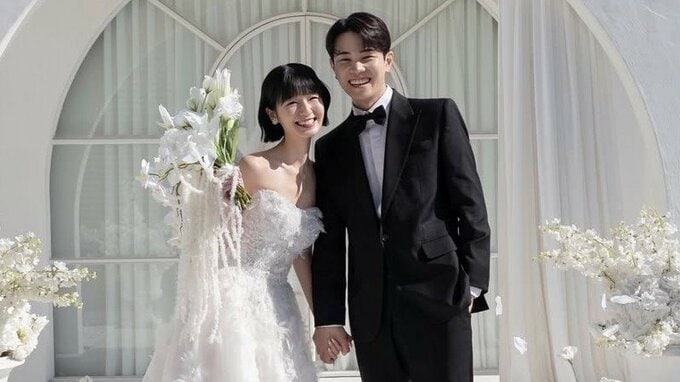 【 結婚 】門脇慎剛＆糸原美波　結婚を公表　ドレス＆タキシードで青空の下で弾ける笑顔|TBS NEWS DIG