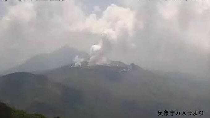 新燃岳で噴火　噴煙３００ｍ【15日、16日の降灰予報】鹿児島・宮崎|TBS NEWS DIG