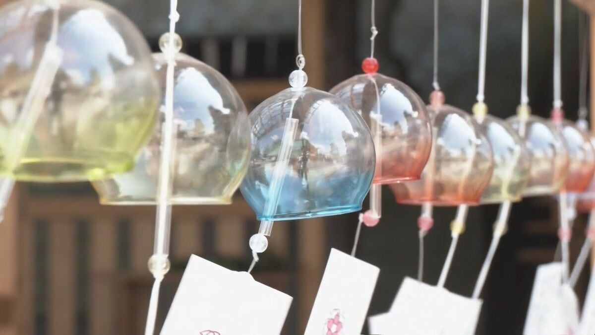 夏に涼しさ届ける｢桜山風鈴まつり｣ 約2000個が澄んだ音色を響かせる