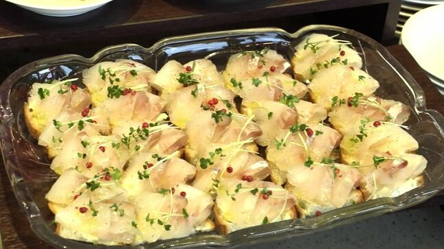 マダラのカルパッチョに参加者が舌鼓　「宮古の真鱈グルメフェア」12月から開催　岩手|TBS NEWS DIG