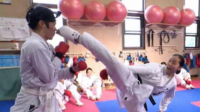 「この仲間となら絶対に優勝できる」全国選抜39年連続出場 組手女子団体は夏春連覇 御殿場西高空手道部の強さの理由|TBS NEWS DIG