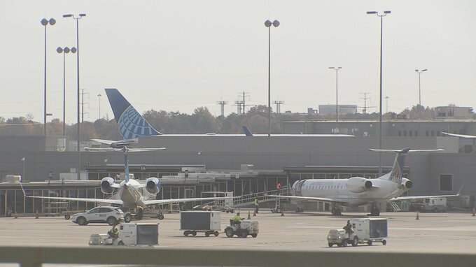 ベネズエラ上空の飛行に「潜在的な危険」アメリカ連邦航空局が注意呼びかけ　麻薬密輸めぐり軍事的緊張が高まる|TBS NEWS DIG