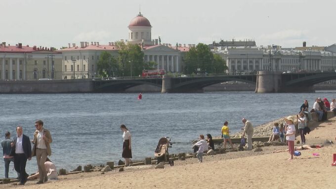 ロシア第2の都市サンクトペテルブルクで“未確認飛行物体”　空港での離着陸一時停止|TBS NEWS DIG
