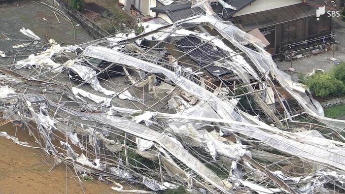 竜巻の可能性も…2か所で風速39ｍ～66mの強風か「あ、もうこれ住めない」住宅やビニールハウスなど少なくとも40件の被害＝浜松・中央区　|　静岡のニュース | SBSNEWS | 静岡放送