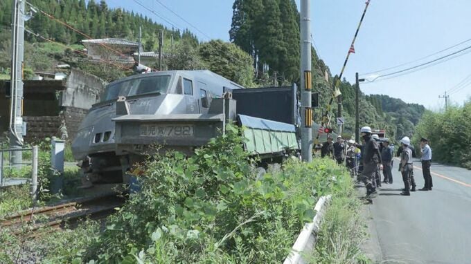 JR日豊本線運転見合わせ　曽於市北俣駅付近でトラックと列車が衝突か　鹿児島|TBS NEWS DIG