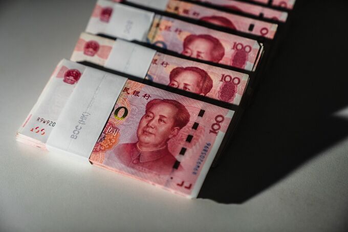 中国が人民元の使用比率引き上げ促す、大手銀の越境取引－関係者