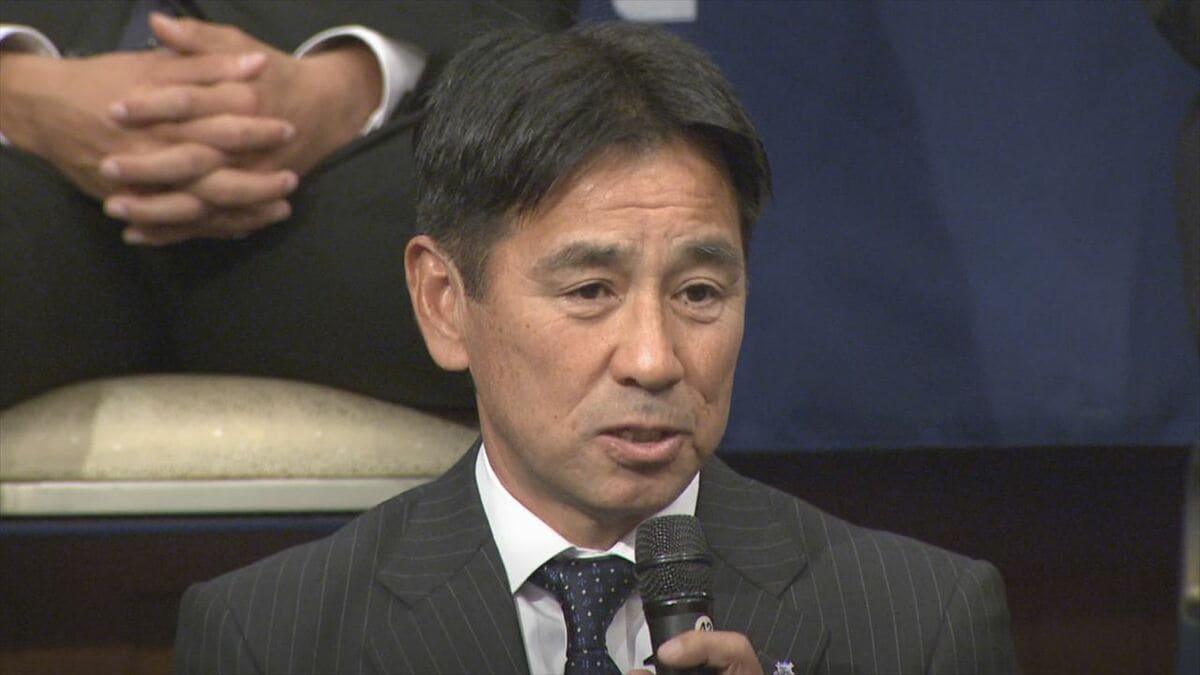 「気持ちの強い集団にしていきたい」ヴァンフォーレ甲府が新体制を発表　渋谷洋樹新監督、新戦力は若手を中心に8人　