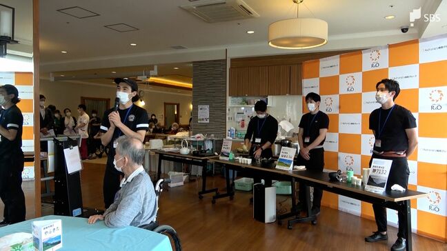 「こんなにおいしいお茶は久しぶり」日本一の茶師が入院患者に静岡のお茶振る舞う＝静岡市葵区・静清リハビリテーション病院|TBS NEWS DIG