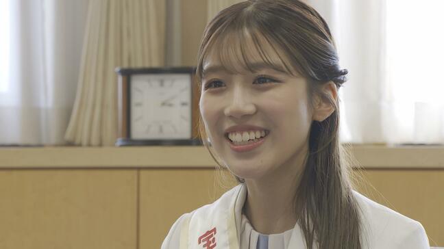 「関東・中部・東北自治宝くじ」の抽選会を前に宝くじ幸運アンバサダーの松永鈴帆さんがその魅力をPR「皆さまに幸運が訪れますことを」　青森市|TBS NEWS DIG