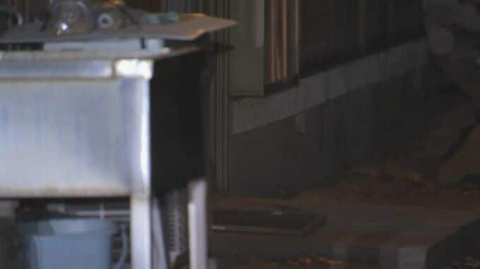 「玄関開けたらクマがいて、夫がかじられた」 群馬・沼田市で男性(69)がクマに尻かまれるなど軽傷 警察「不要不急の外出控えて」|TBS NEWS DIG