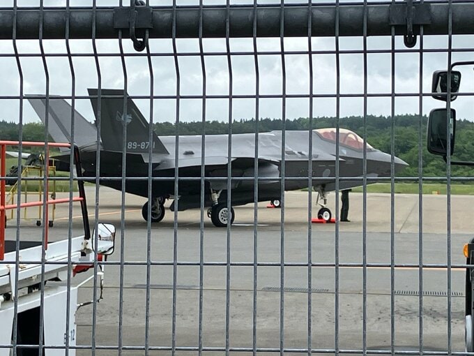 【追記】青森空港に自衛隊F35A戦闘機・2機が緊急着陸　けが人なし　現場の様子は…　|　青森のニュース│ATV NEWS│青森テレビ