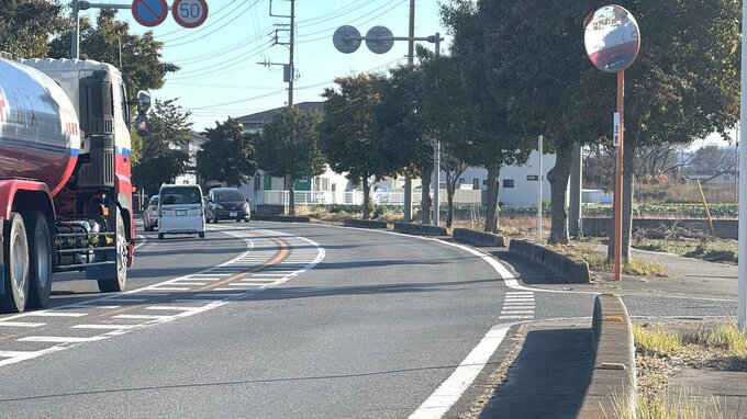 埼玉県上里町でひき逃げ　59歳女性死亡　警察が逃げた車の行方追う　埼玉県警|TBS NEWS DIG