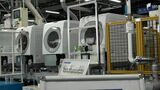 まるで洗濯機の中に入るようなワクワク感 世界初の技術を生み出した最先端の洗濯機工場のすごさに迫る=静岡 | 静岡のニュース | SBSNEWS | 静岡放送