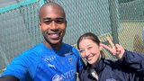 横浜FC櫻川ソロモン「友達ドッキリってやつね。びっくりした（笑）」高校時代の友達、浦野芽良アナに5年ぶり再会|TBS NEWS DIG