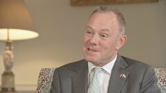 かつて同性愛は「犯罪」 今や年間 数千組が結婚　英特使　同性婚は「社会において異性カップルと同等だとのメッセージになる」| TBS CROSS DIG with Bloomberg