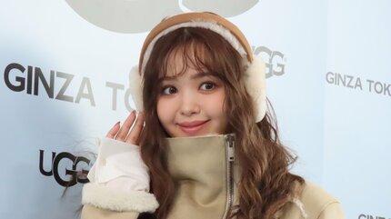 【本日限定値下げ】藤田ニコル 生誕祭 パーカー にこるん 新しくコンビニとかジムに いくようにadidasのセットアップで 買ったん