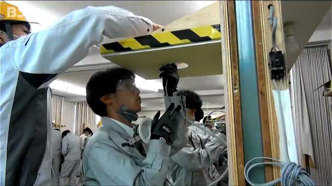 電気工事業界も人材不足｢進路の選択肢にしてほしい｣若手職人が高校生に出前授業　新潟県長岡市|TBS NEWS DIG