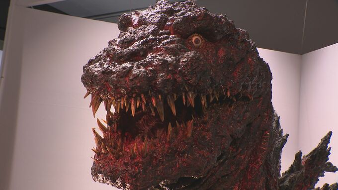 初日からファンを魅了「ゴジラ博ｉｎ金沢」開幕|TBS NEWS DIG