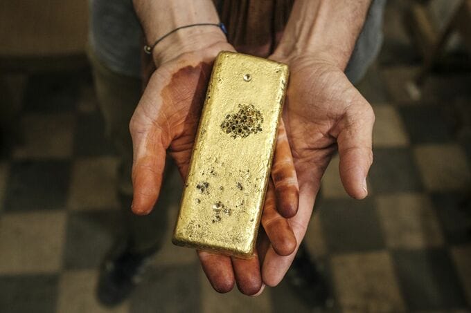 金が最高値更新、安全資産需要高まる「米中貿易戦争」幕開けの様相で