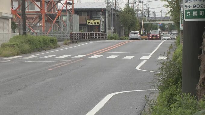 道路を横断中の女性がトラックにはねられ死亡 トラックは対向車線にはみ出し…乗用車に衝突 愛知･春日井市　|　名古屋・愛知・岐阜・三重のニュース【CBC news】 | CBC web