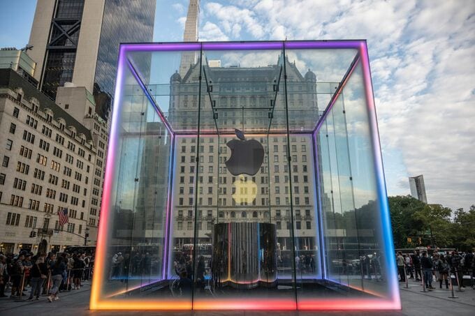 アップルのグローバル調達部門責任者が退社へ、勤続24年－関係者