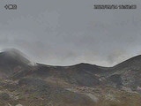 【十勝岳の降灰予報】噴火警戒レベル３（入山規制）24日21時～24時までに噴火した場合、火口から南東方向に、25日9時～12時までは火口から南東方向に降灰の予想《気象庁9月24日17時発表》|TBS NEWS DIG