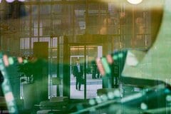 【欧州市況】独仏債スプレッド縮小続く、仏政局に安心感－株は小幅安| TBS CROSS DIG with Bloomberg