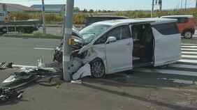 【速報】車2台が衝突し大破　男女3人が負傷、意識もうろうの50代女性をヘリ搬送　北海道三笠市・国道12号|TBS NEWS DIG