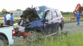 大型トラックと乗用車が正面衝突　乗用車を運転していた男性（26）が死亡　大分・宇佐市|TBS NEWS DIG