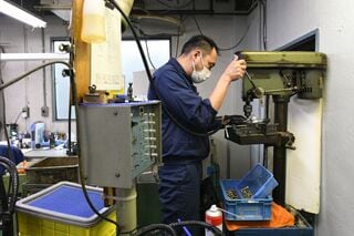 後継者不足救う技術承継機構、上場1年で株価3倍に－25年IPO銘柄首位| TBS CROSS DIG with Bloomberg