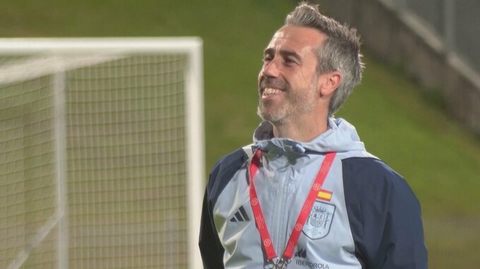 W杯優勝スペイン女子代表監督が解任　連盟会長の“キス問題”の余波か|TBS NEWS DIG