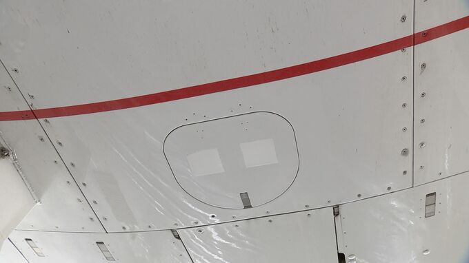サメ肌のような微細な溝「リブレット」で航空機の燃費向上　塗膜に直接施す新技術　JAXA・JAL・オーウェル・ニコン|TBS NEWS DIG