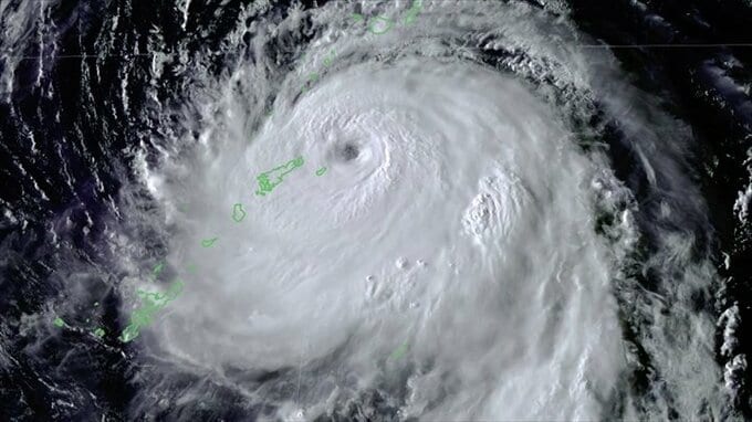 ノロノロ台風は北から東へ進路を変える予想　離れていても大雨のリスク　気象予報士が解説　【天気】　|　山梨のニュース | ＵＴＹテレビ山梨
