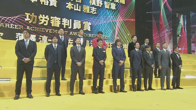 「子どもたちの目標になれば」Jリーグ功労選手賞に赤嶺真吾さんと上里一将さん　沖縄県出身選手で初の快挙　|　沖縄のニュース｜RBC 琉球放送